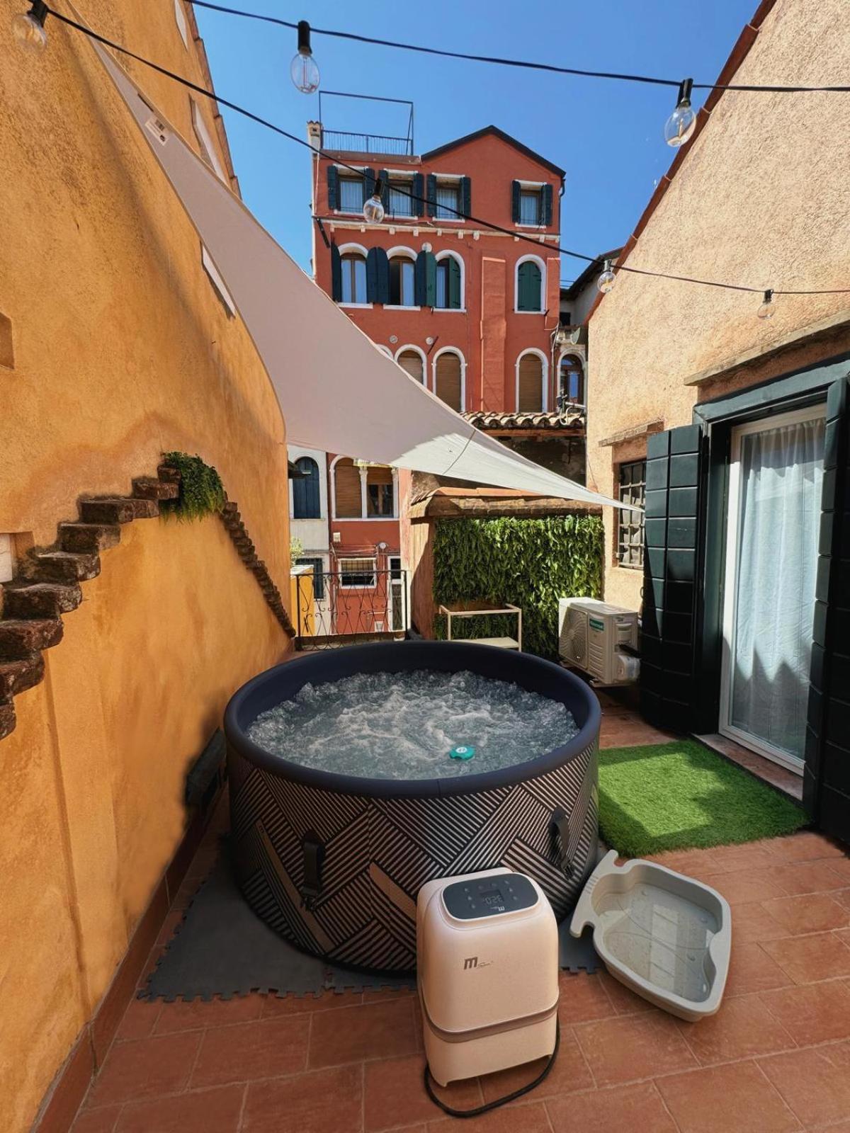 Suite Rava - San Marco With Pool Venedig Exterior foto